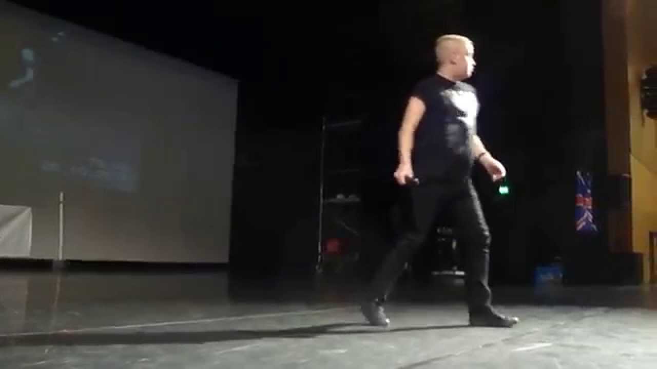 Sweet Rock and Roll line dance by Craig Bennett (March 2013)