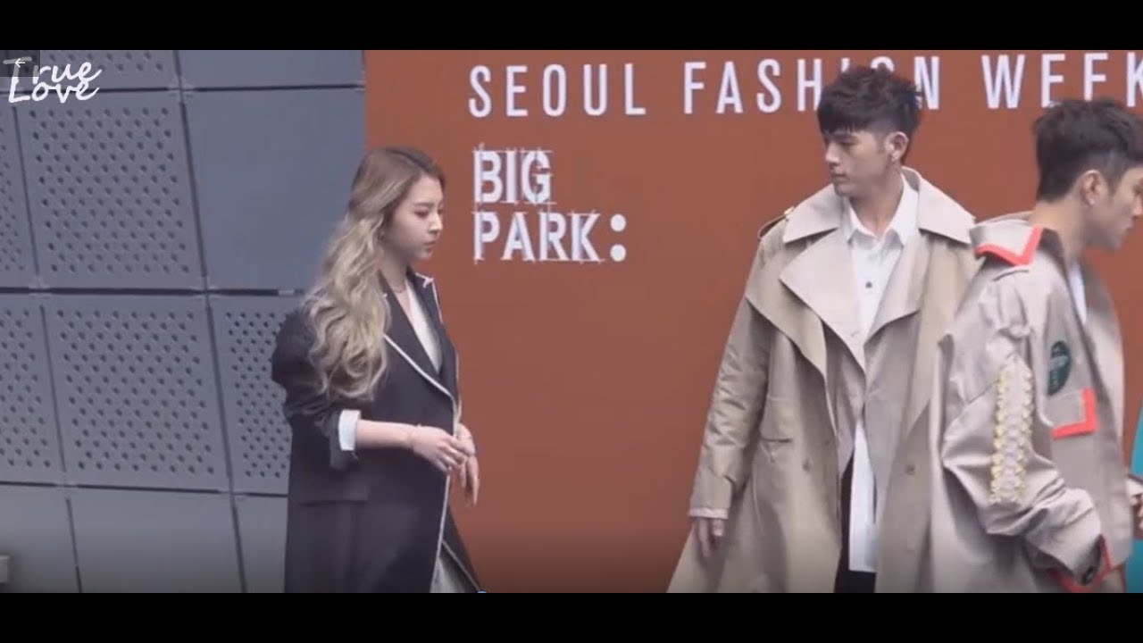 KARD | Jiwoo and BM (BWOO) - right here