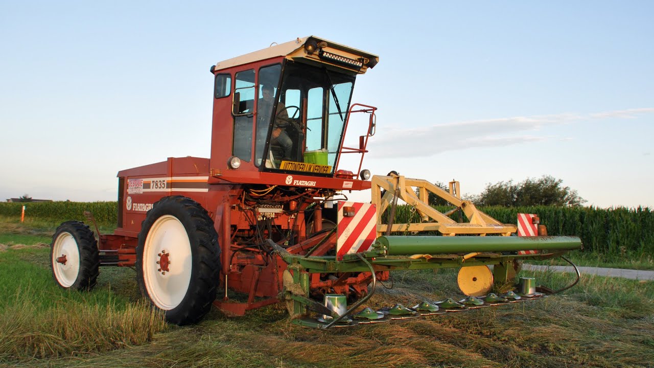 Hesston - Fiatagri 7835 - Loonw. De Bruyne - graszaad maaien