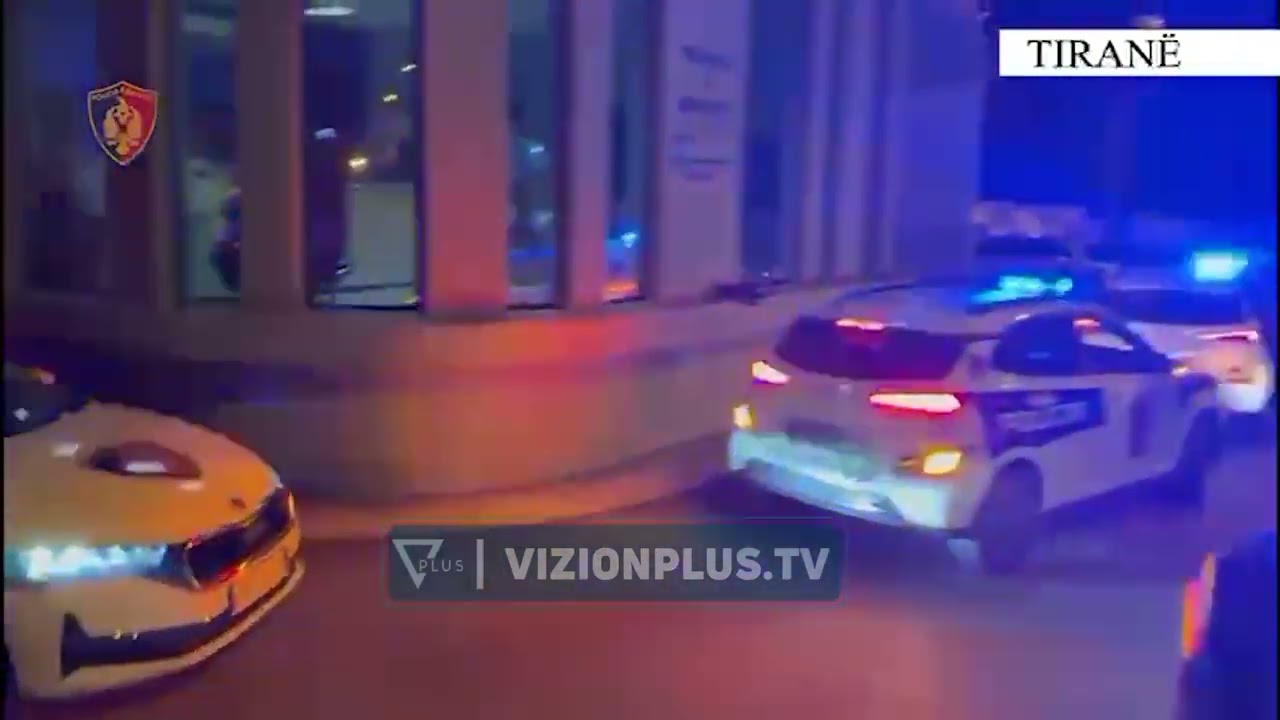 Goditet trafiku i armëve në Tiranë, arrestohen pjestarët e grupit kriminal, kapen kallashnikovë