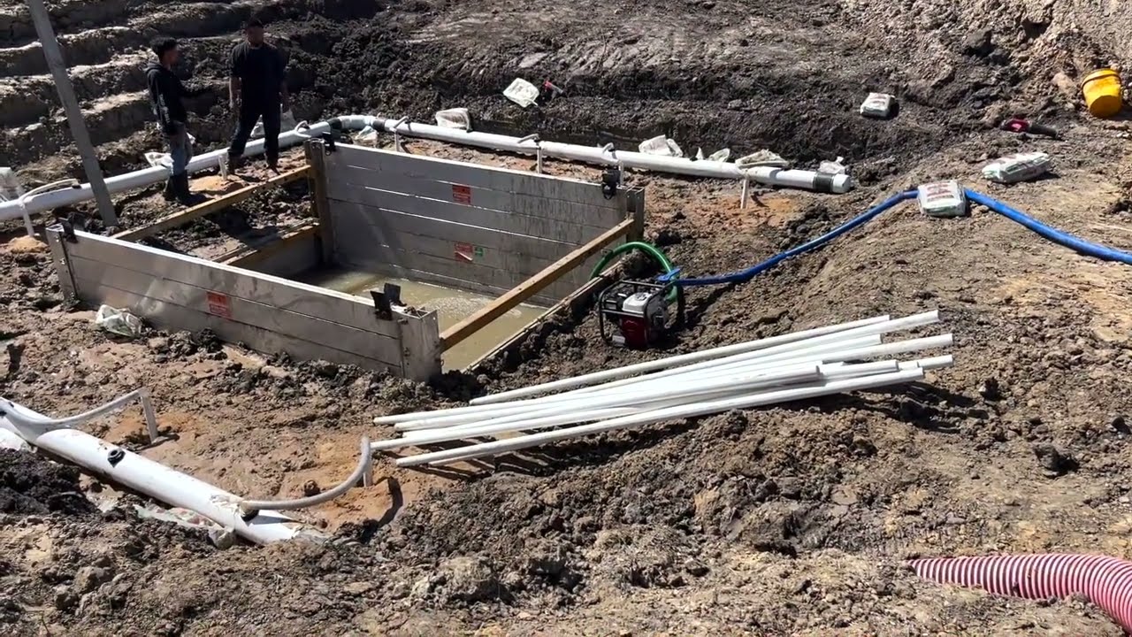 WellPoint's for Lift Station. WORKING 6 FOOT BELOW WATER TABLE.