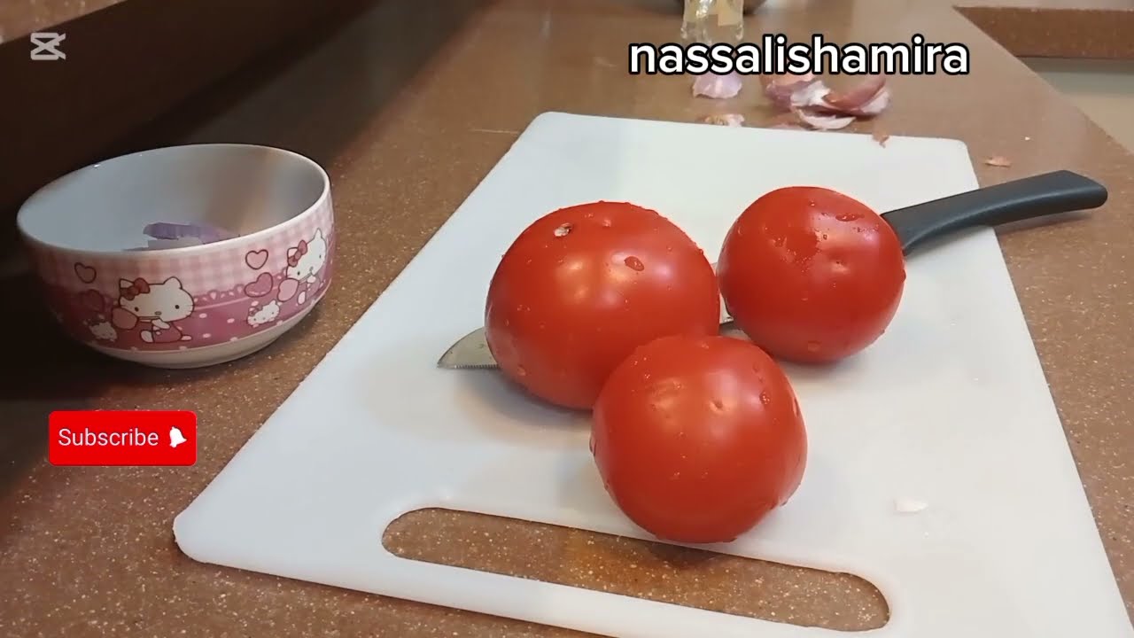 My daily life as domestic worker in Saudi Arabia making lunch for my boss.