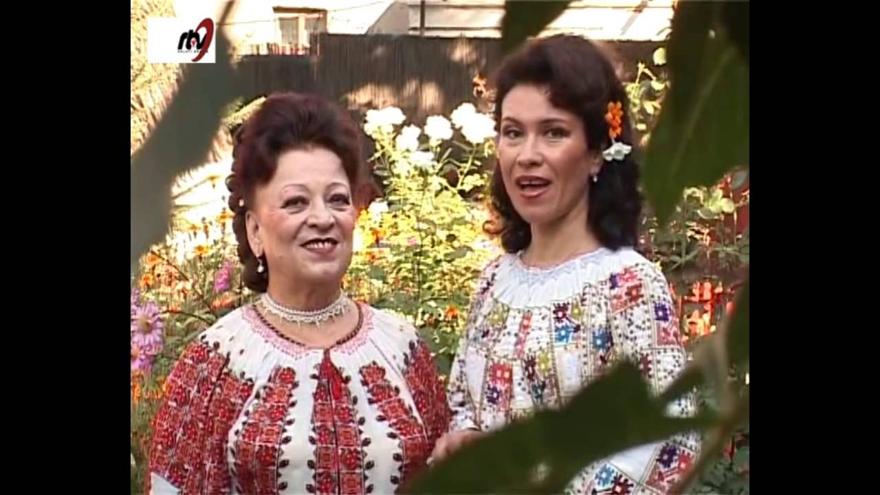 Maria  Ciobanu  si  Camelia  Ciobanu  Filip -   Uite ,  ulita  e  plina