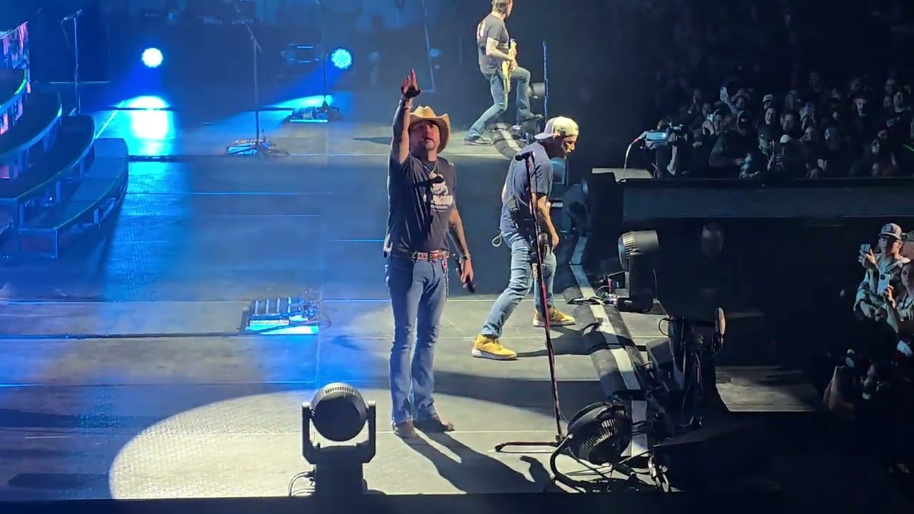 JASON ALDEAN     HICKTOWN       PPL CENTER  Allentown PA 1/30/26                        Opening Song