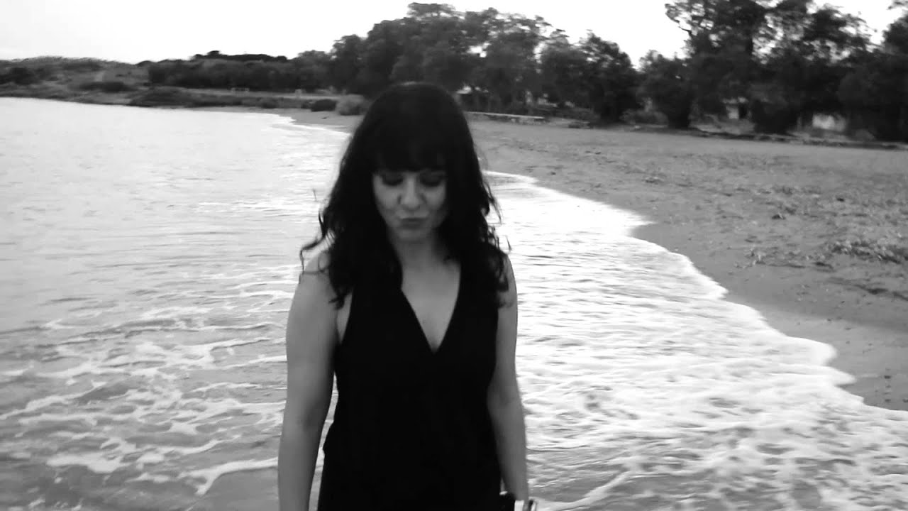 &Alpha;&upsilon;&gamma;ή &Kappa;&omicron;ύ&tau;&omicron;&upsilon;&lambda;&alpha; - &Sigma;&tau;&eta;&sigmaf; &zeta;&omega;ή&sigmaf; &tau;&omicron; &pi;&alpha;&rho;&alpha;&kappa;ά&tau;&omega; (official video clip 2014)