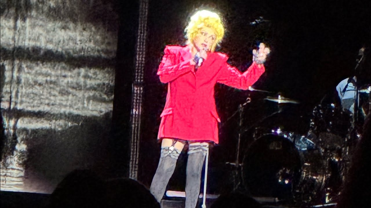 Cyndi Lauper The Goonies ‘R’ Good Enough live @Acrisure Palm Springs 11/24/24 #goonies Farewell Tour