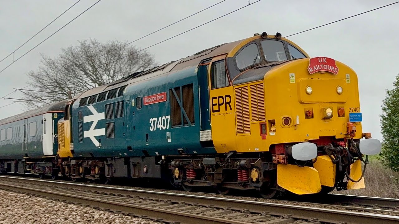 Class 37 37407 Hauls ‘The Dead Simple Positioning Move’ With Class 20’s Behind