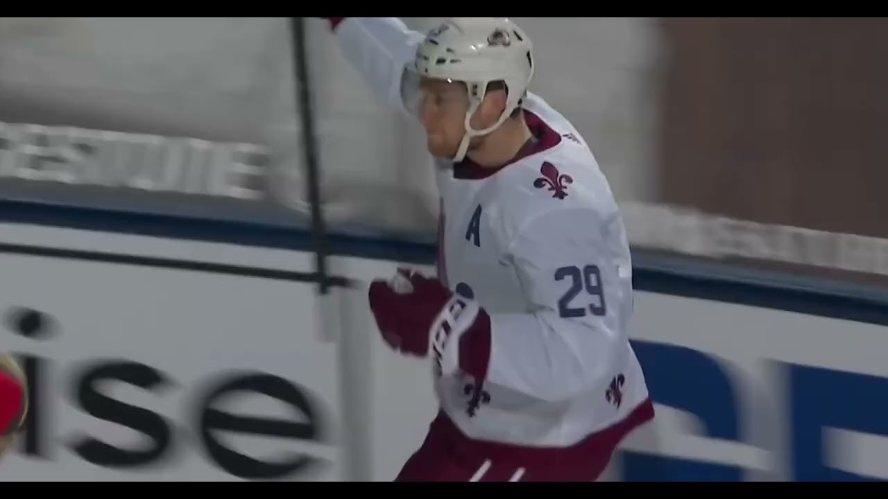 Nathan MacKinnon scoring goals off the rush