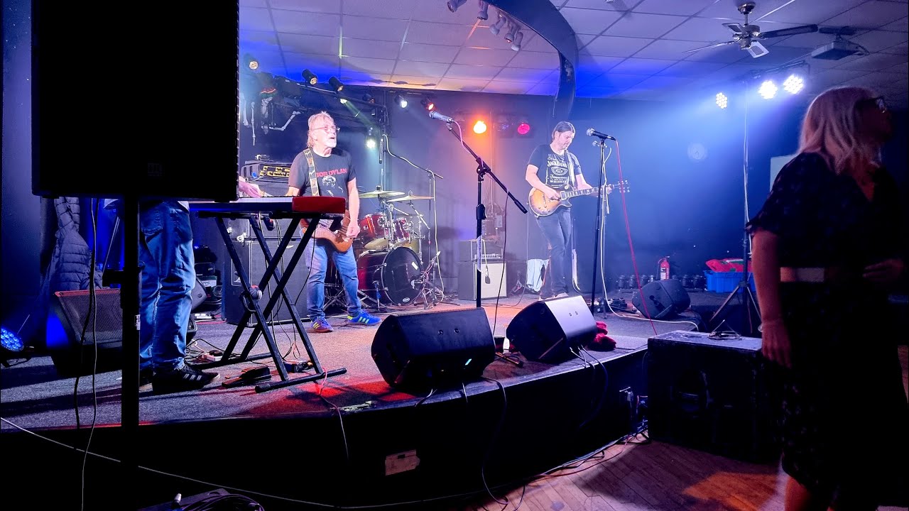 Expecting Company -  Live at The Earl Haig - Showreel