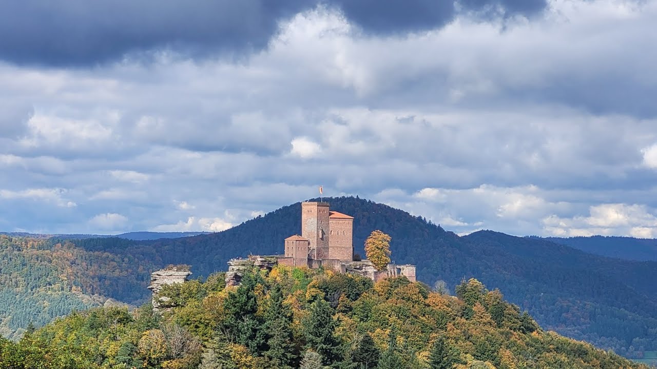 Wanderung Annweilerer Burgenweg ab Campingplatz Annweiler beim Naturfreundehaus