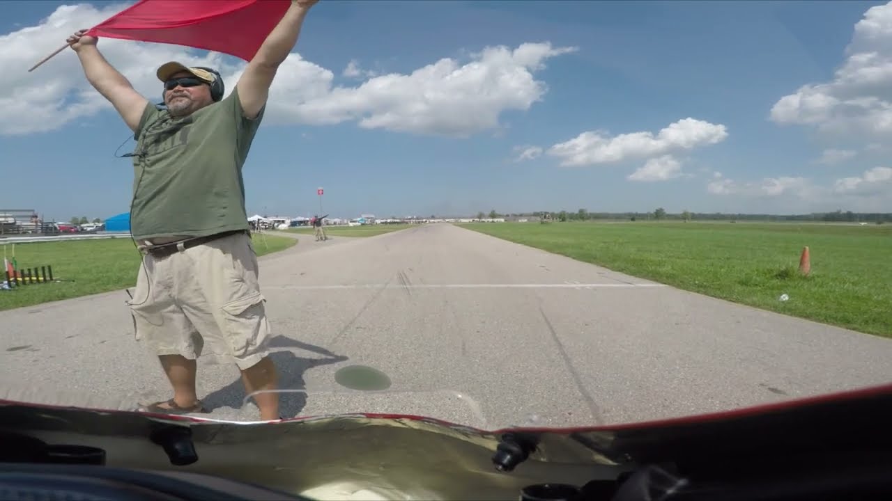 Yamaha R3 Racing vs YZ450F (Grand Bend SOAR)