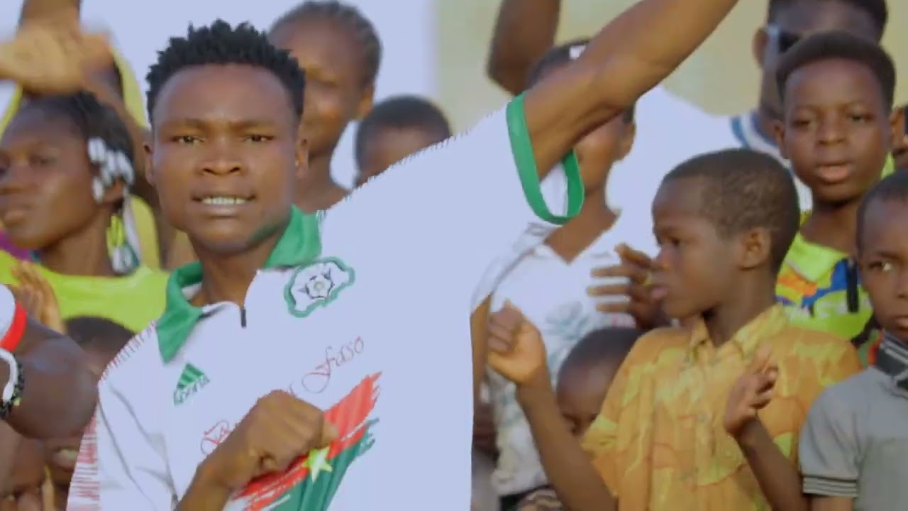 ZAKY _Tond Tinga _ ft @Z-ONE-yv4yt clip officiel