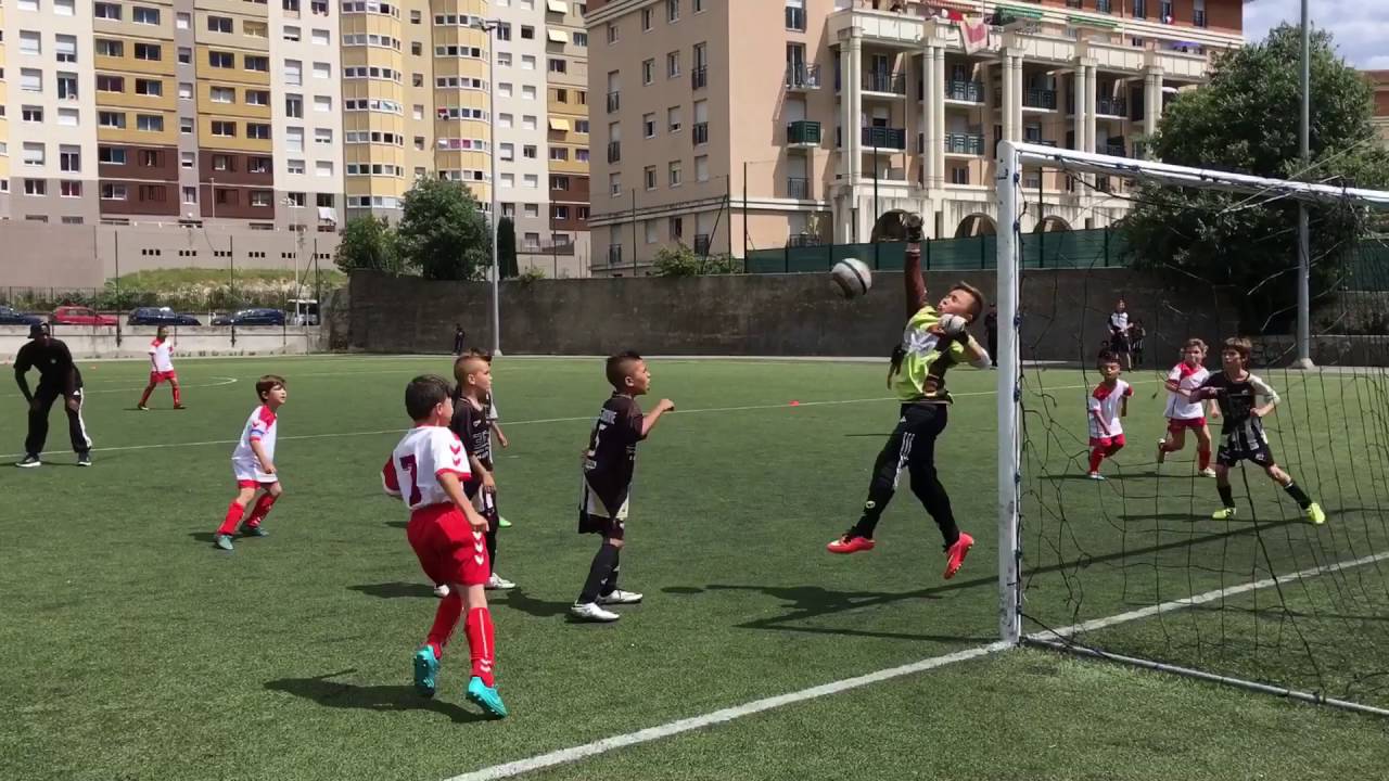 As Fontonne u9 Noa gardien de but football