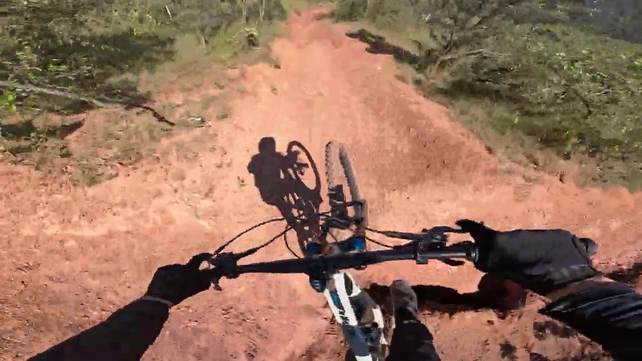 TREINO DE DOWNHILL SEM CORRENTE