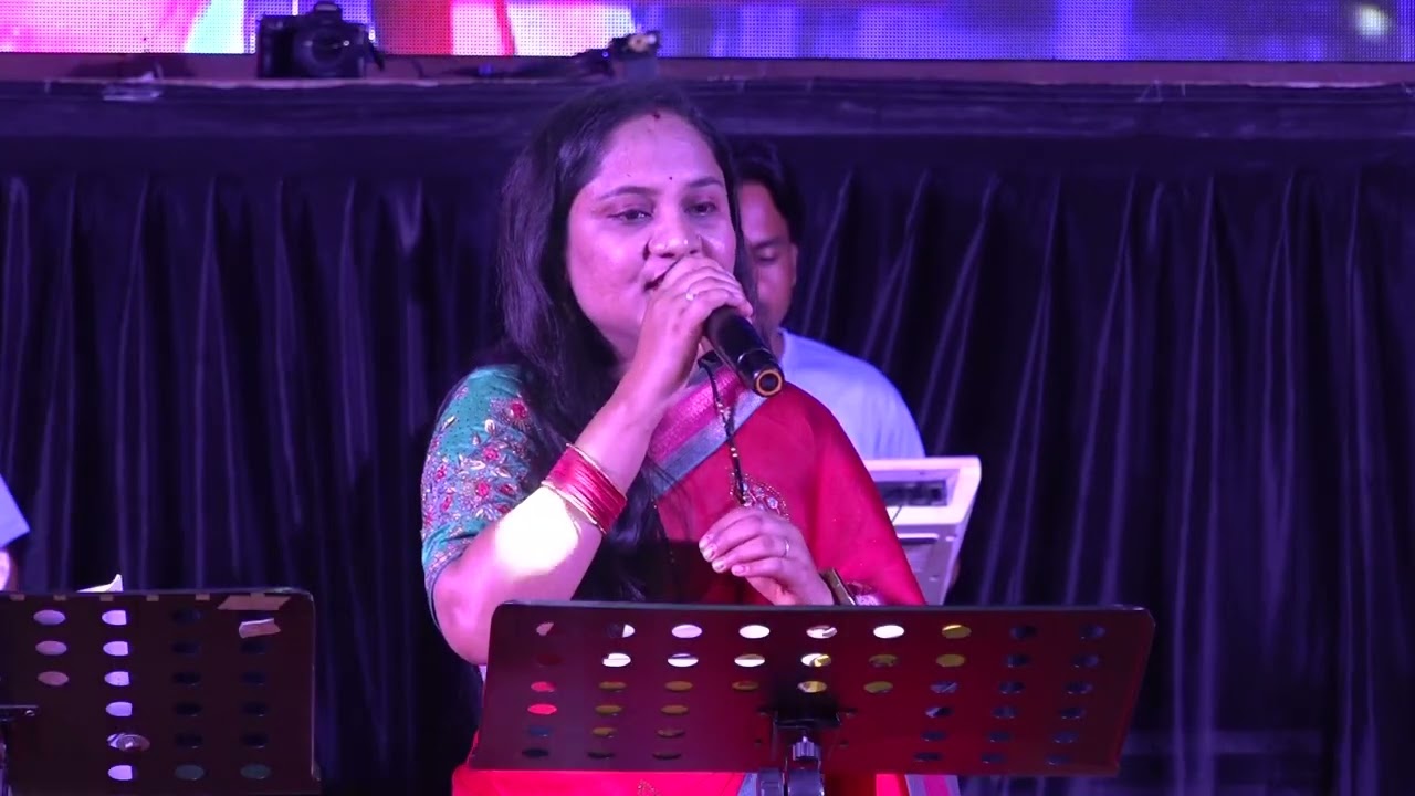 Meri Awaaz Hi Pehchan Hai | Dipali Harane | Lata Mangeshkar Tribute Live Show | Swar Vihar Karaoke