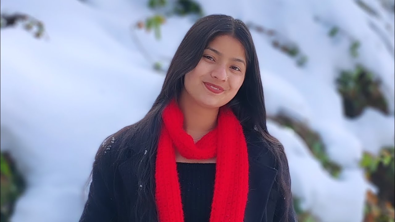 पूरे उत्तराखंड में हुई सीजन की पहली बर्फबारी 🌨️☃️🏔️ हम भी गए गांव ❤️#vlog #snowfall #nature