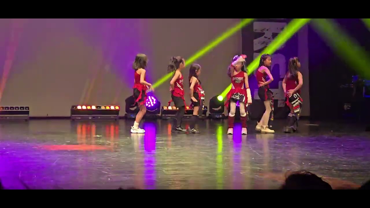 유치원 댄스 공연