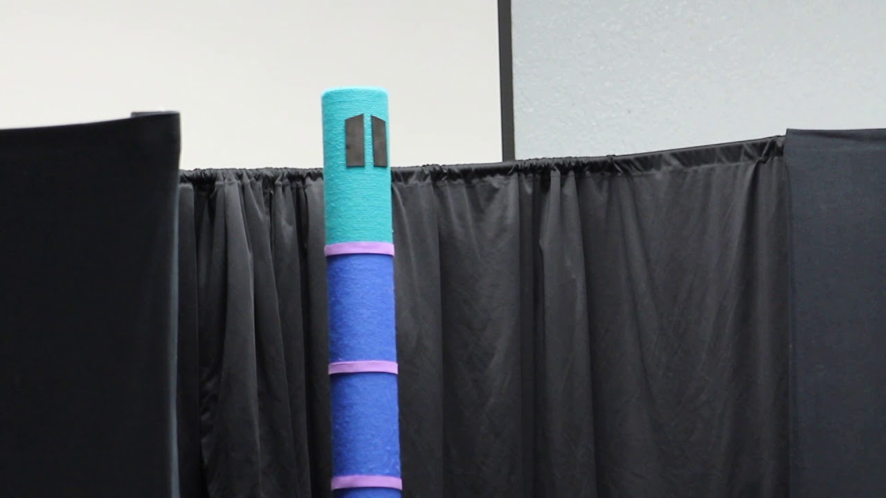 Puppeteer Rod Butler at Cleburne library