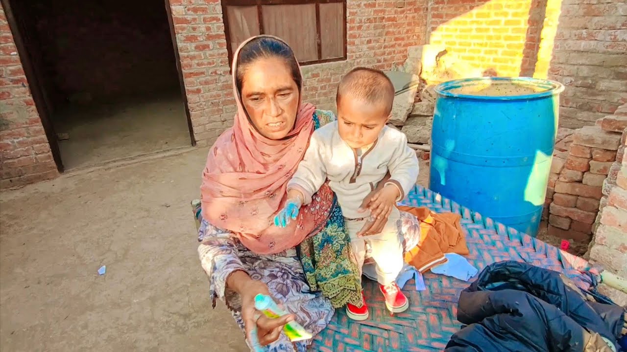 Family Mein Chalne Wale Maslay Aaj Hal Ho Gaye