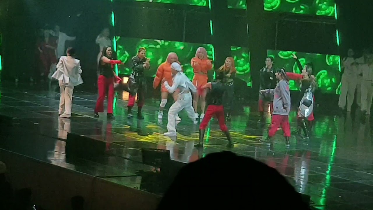 211127 스우파부산콘서트 엔딩😆