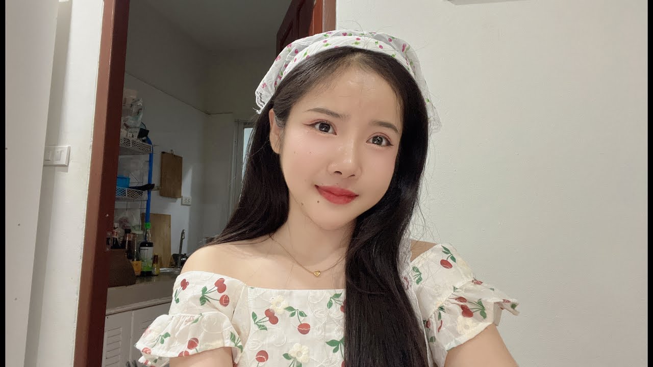 ลินดา สาวจากลาว กำลังถ่ายทอดสด!