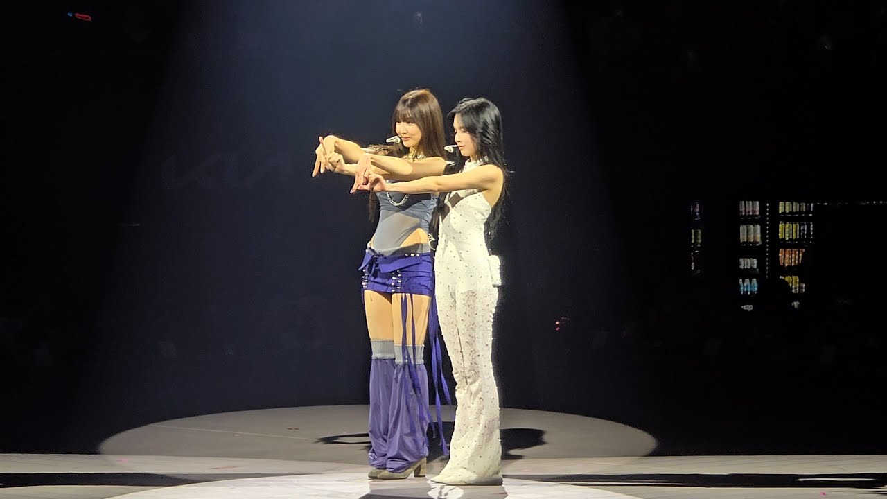 260122 TWICE Mina & Nayeon - STONE COLD + MEEEEEE - THIS IS FOR in LA Day 2