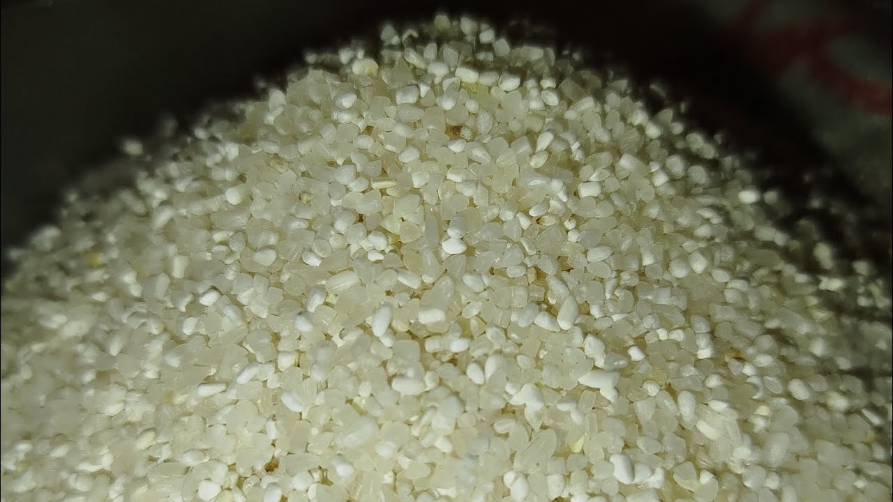 ASMR Raw rice eating | makan beras mentah | beras menir