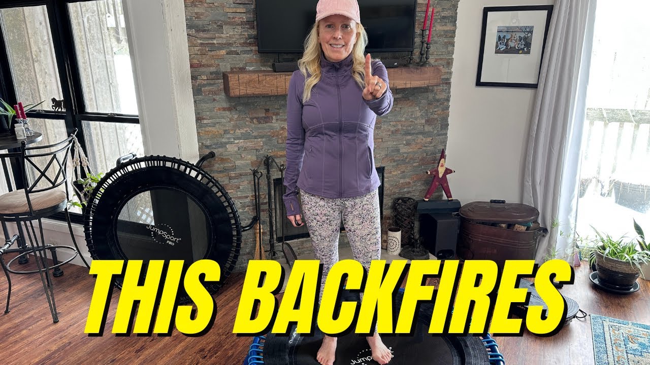 Самая большая ошибка, которую допускают женщины старше 50 лет при подборе отскочивших мячей.