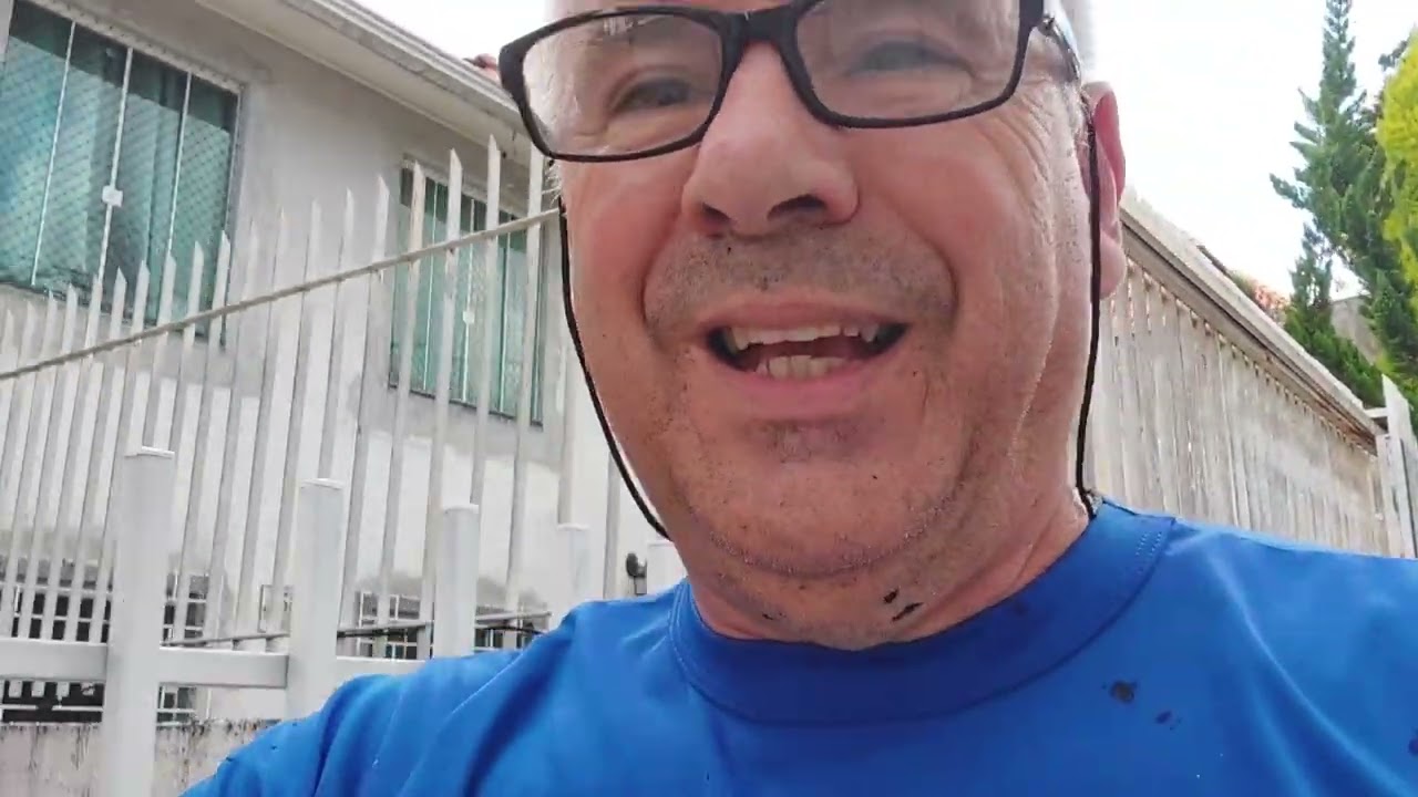 A Clarinha recebe visita ,antes do tratamento anti ferrugem. 