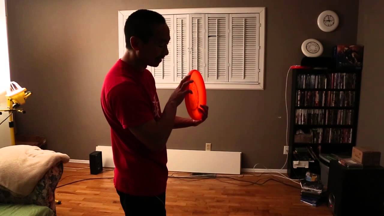 Freestyle Frisbee Tutorials: Scoop Brush