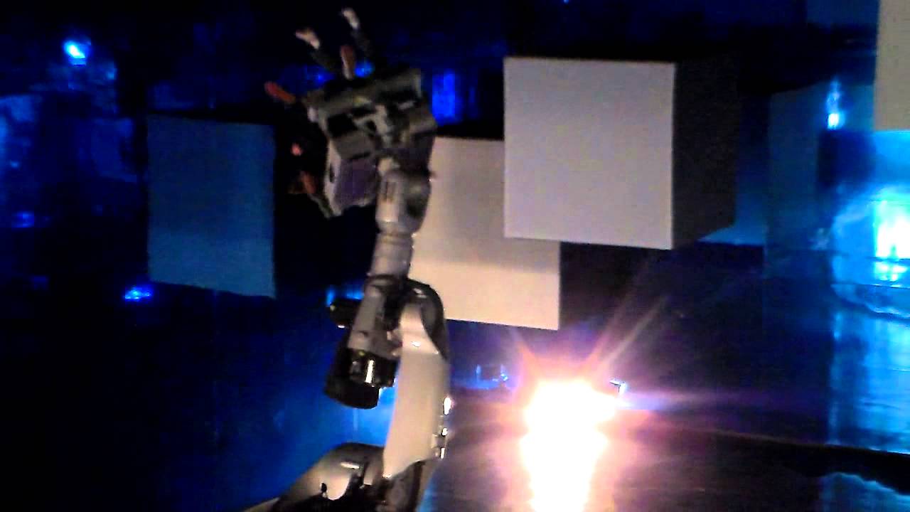 Futuroscope - Danse avec les robots Niv.2