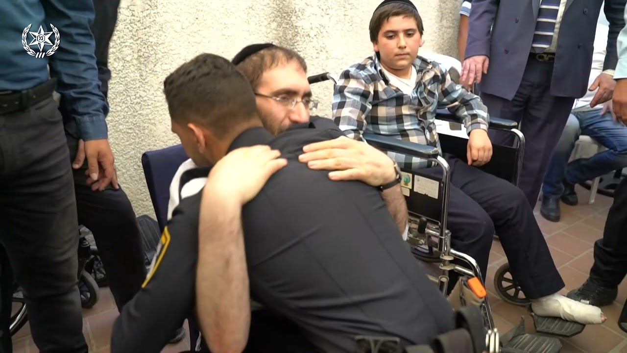 מרגש: השוטר רמי עולאן מנחם את משפחת חיות