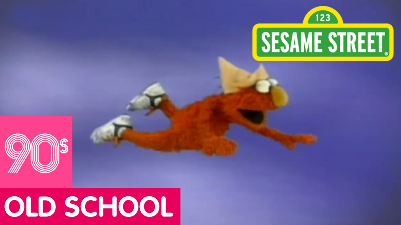 Sesame Street: Fly With Elmo!