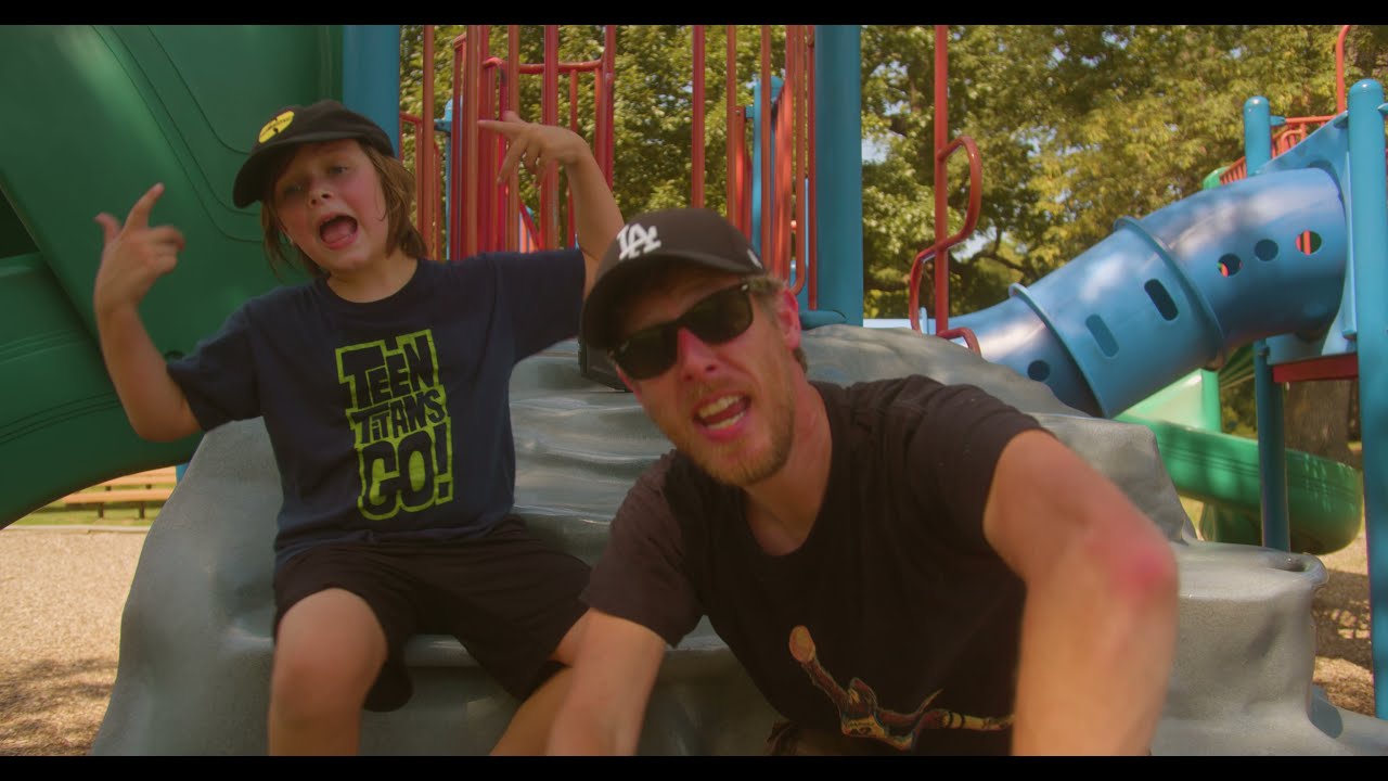 Knuckleheadz - Peed In My Pants (Official Video)