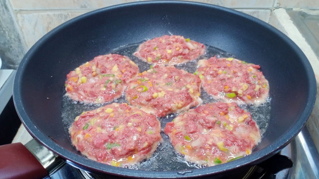 Wag lang Puro Ginisa Ganito naman Gawin mo sa Corned Beef! Kakaiba at Napakasarap!