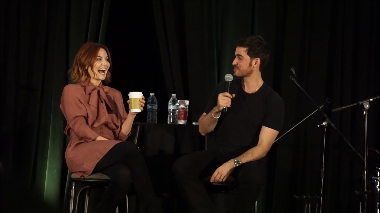 Burbank 2017 Jmo Colin Gold panel HD VERSION on Colin's scar, Jen's confusion over wish hook, baby n