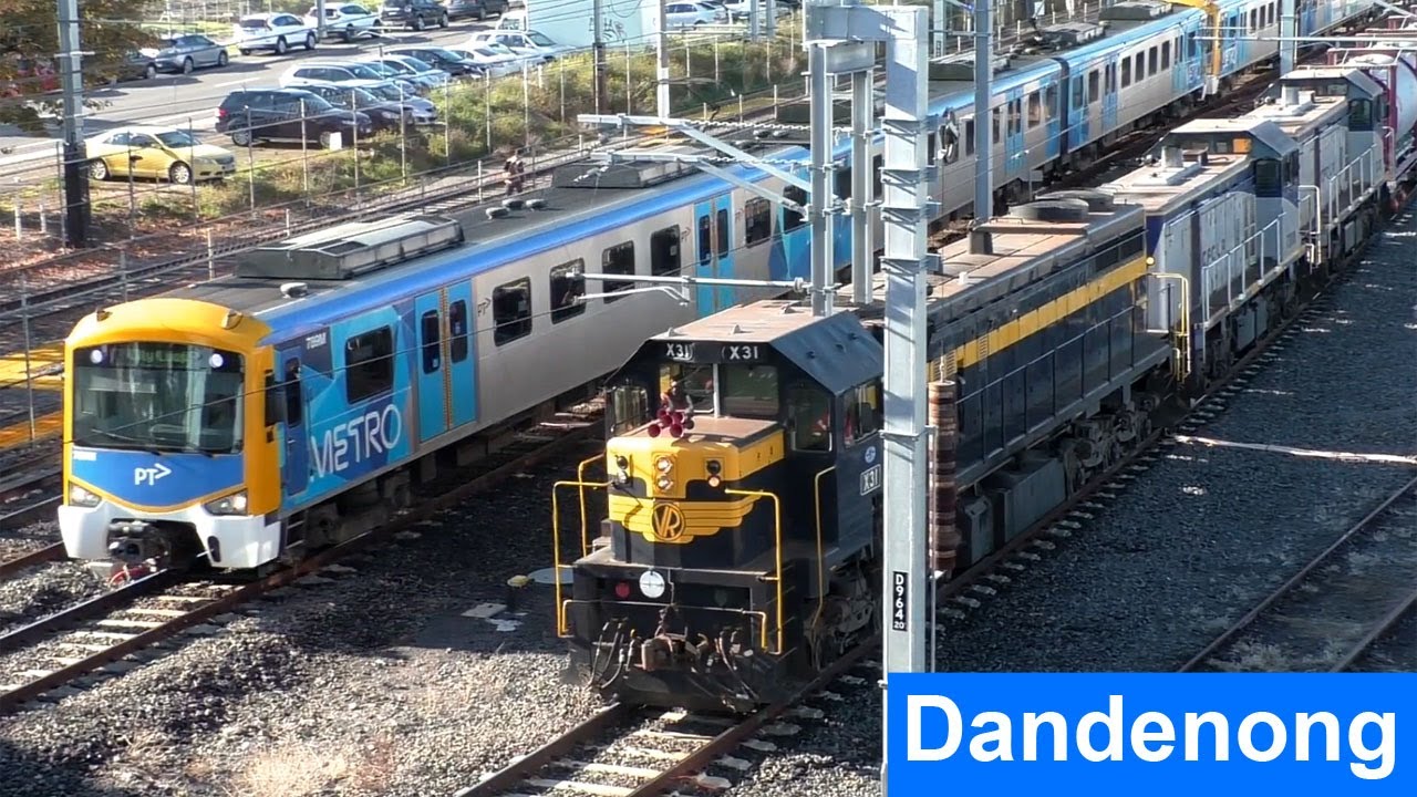 Trackside at Dandenong; Passenger Trains & Freight Trains - Melbourne Transport