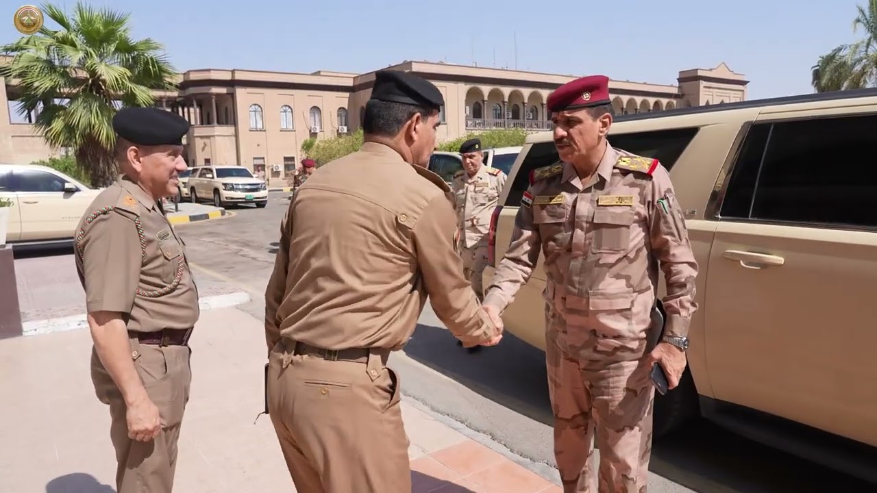 رئيس أركان الجيش يزور مديرية إدارة الضباط ويحضر جلسة انتقاء الآمرين في دائرة الإدارة