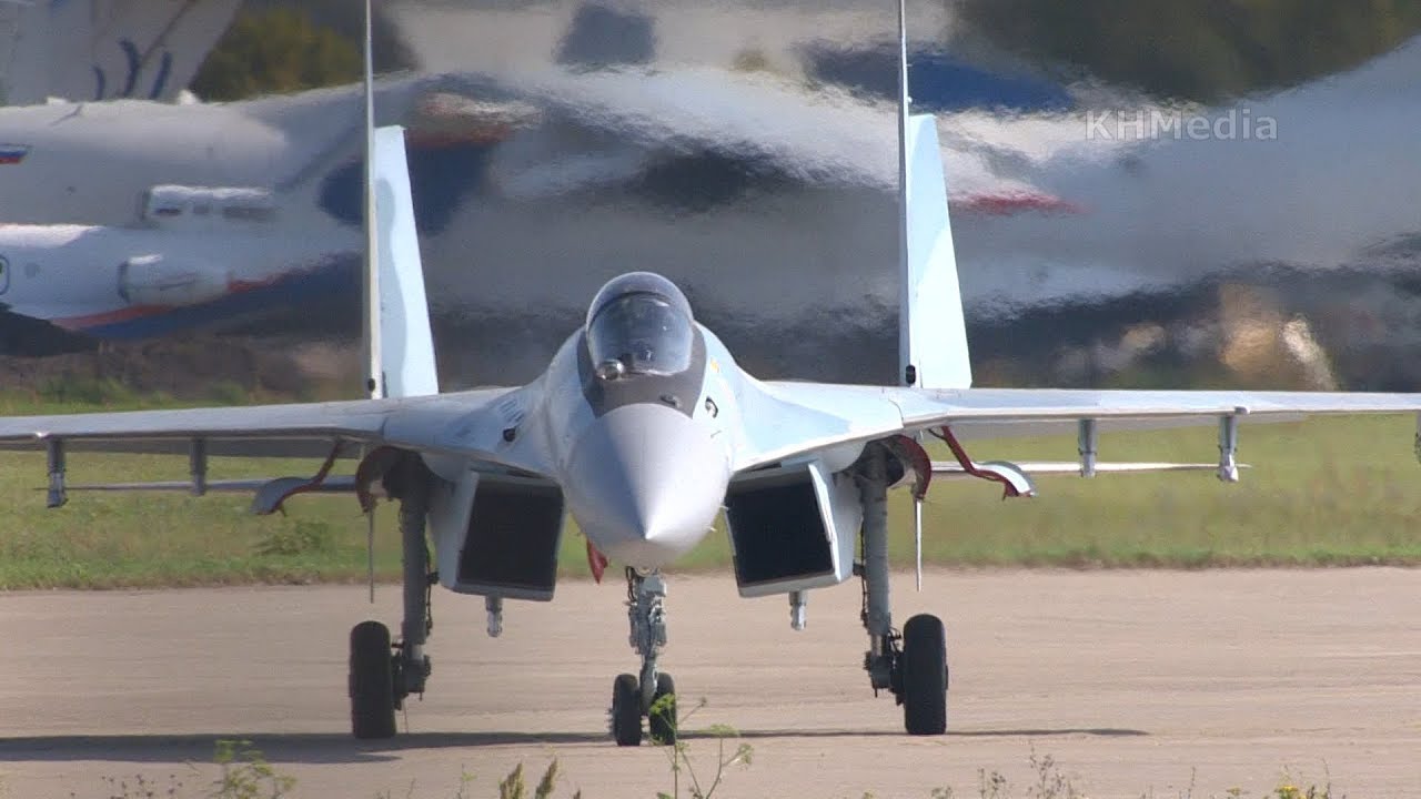 вылет Су-35С RF-81719 RF-81730 Лии им Громова 2019 аэродром Раменское