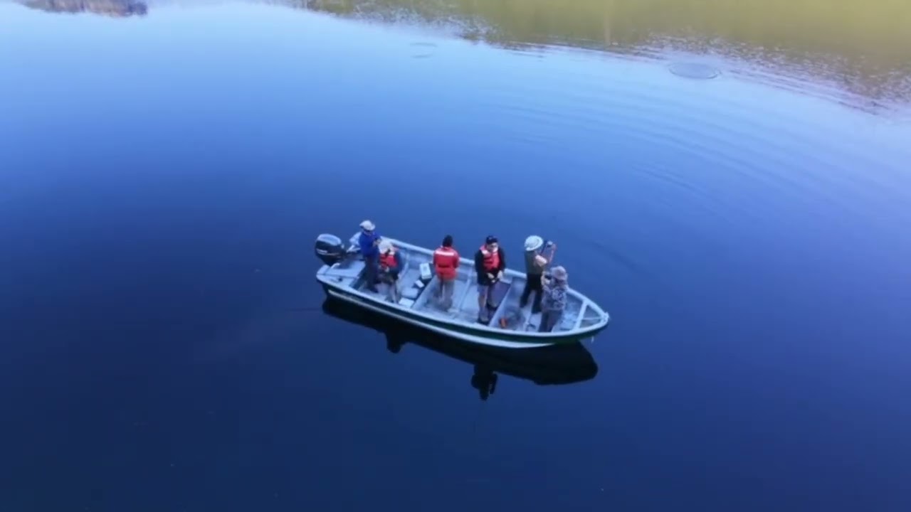 Pesca en Lago Vidal Gormaz.