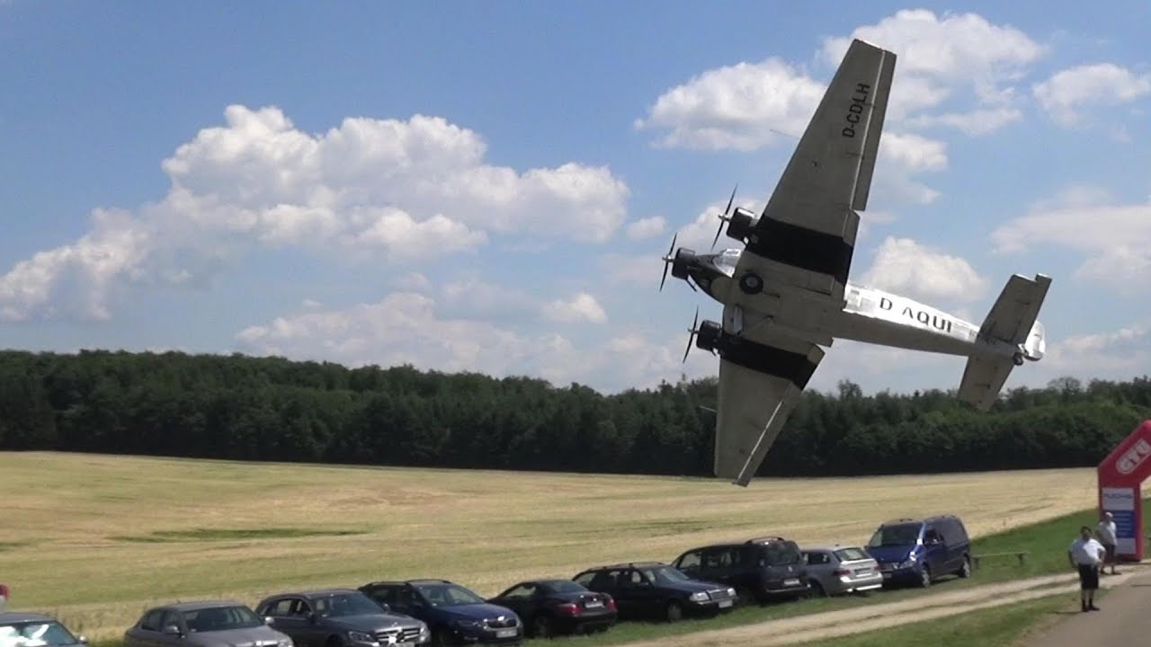 ALARM: AFTER A PERFECT FLIGHT CRASHES THE JU-52 HUGE RC SCALE AIRPLANE