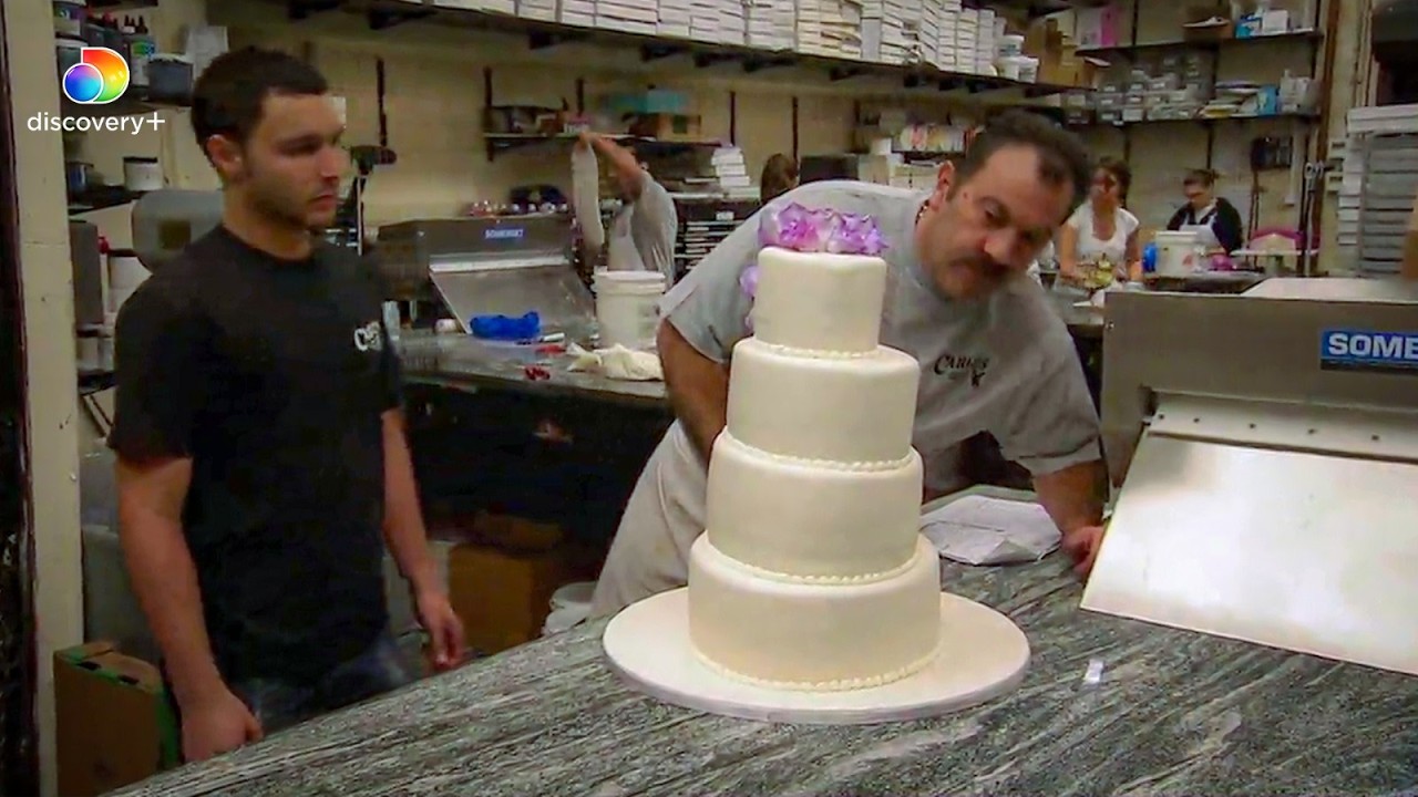 Can Mauro Survive Buddy's Week Off Without Crashing? | Cake Boss S11 E19 | discovery+ India