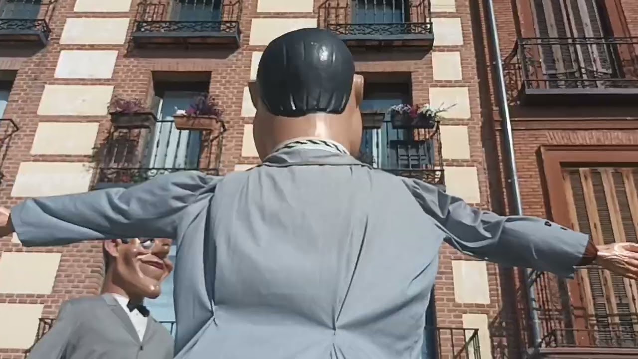 gigantes y cabezudos de alcalá de henares 2024 Esp 8