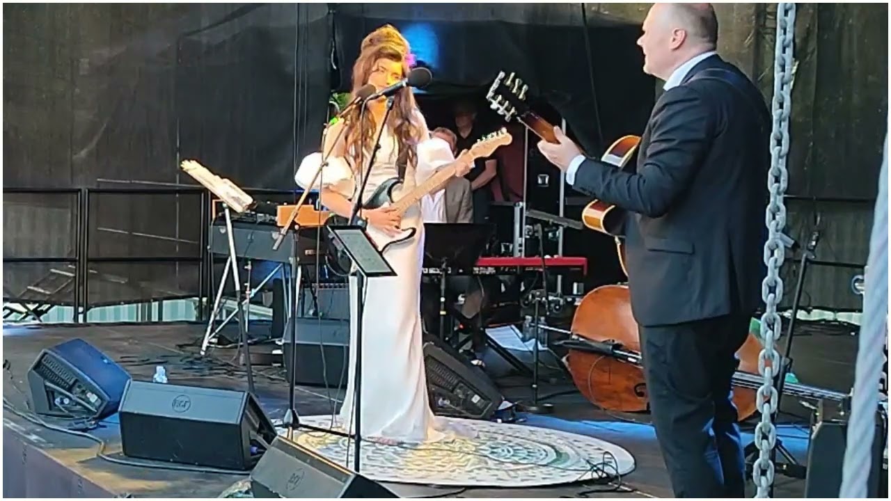 Angelina Jordan "Bang Bang (My Baby Shot Me Down)" (Cher) Kurbadhagen, Sandefjord, Norway 10.7.2022