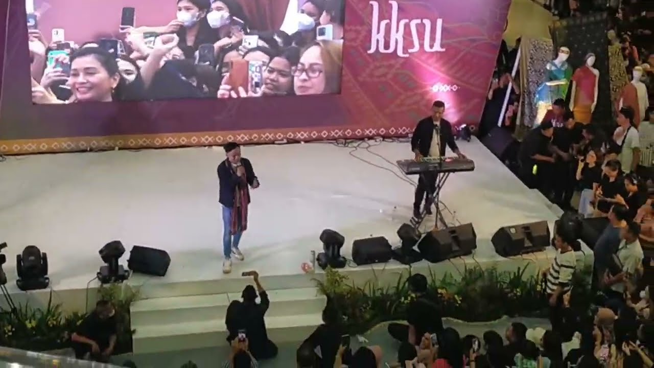 Tarpaima - Osen Hutasoit ll live konser @Plaza Medan Fair