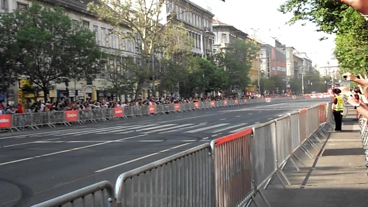 Jenson Button - Budapest Bajcsy-Zsilinszky utca
