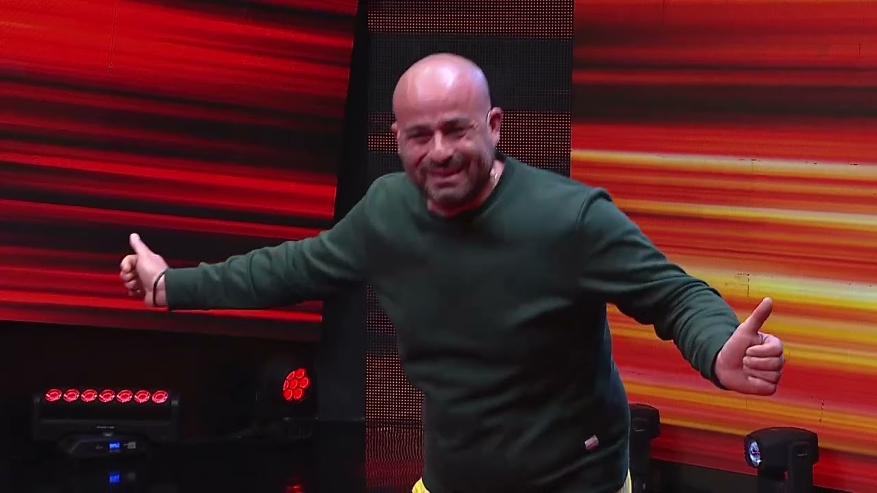 Valerio Caponetto, parla di matrimonio a Live Show TV Comer Sud! 📺💋