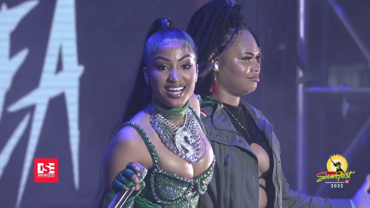 Shenseea - Reggae Sumfest 2022 (Part 3 of 5)