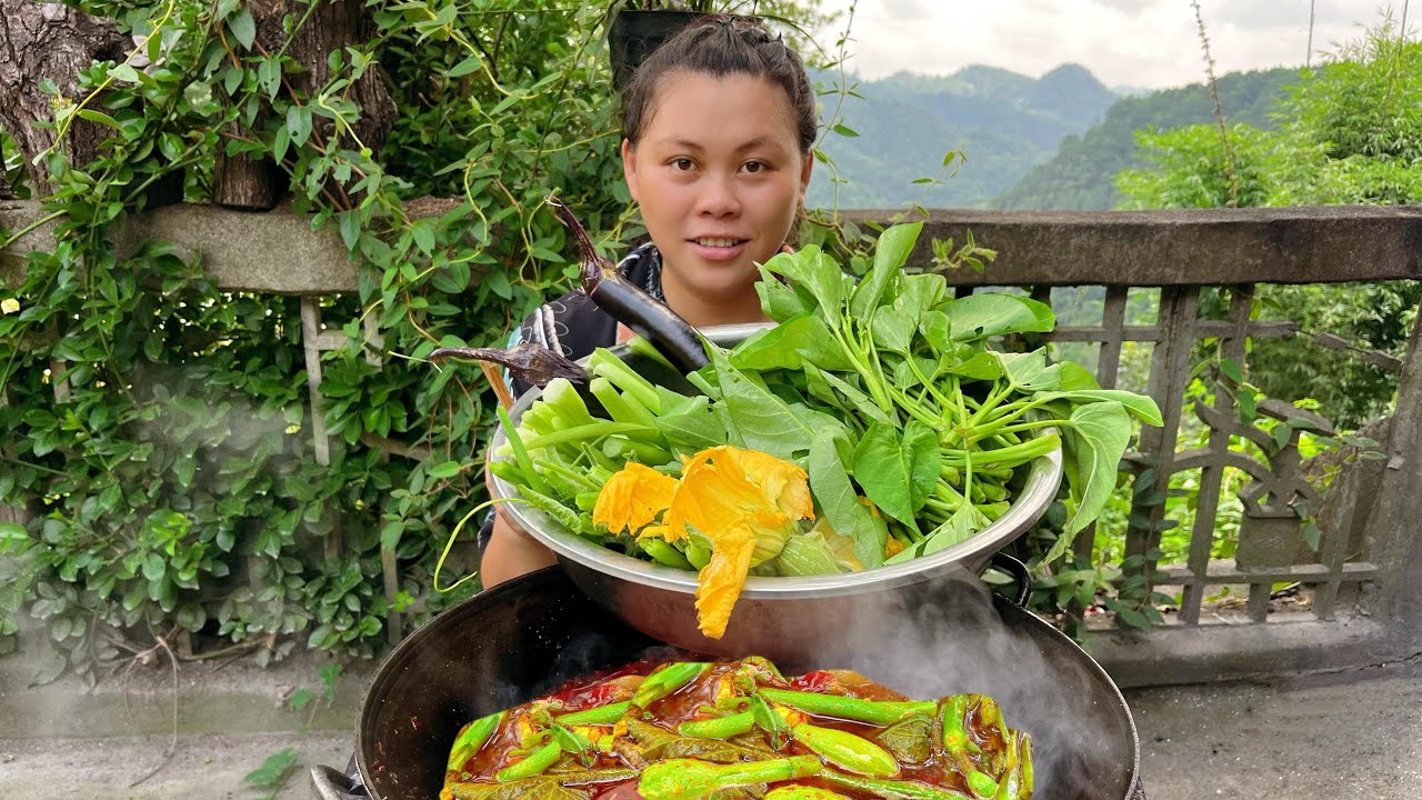 Make a fresh vegetable hotpot today 今天摘了各種新鮮蔬菜，做個美味的香辣火鍋直接吃到飽