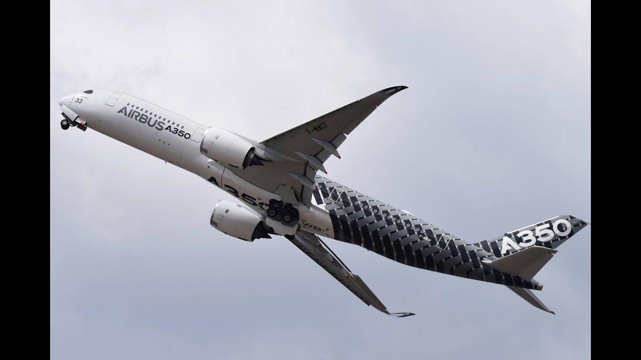 Paris Air Show 2015 - Airbus A350 XWB
